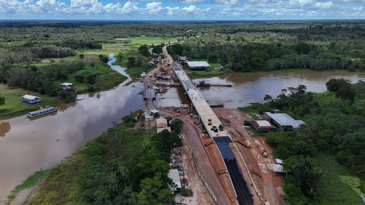 Ponte sobre o rio Autaz Mirim será liberada para tráfego no dia 27 de abril