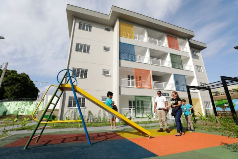 Amazonas lidera na região Norte e alcança o top 10 nacional em transparência na execução de obras públicas