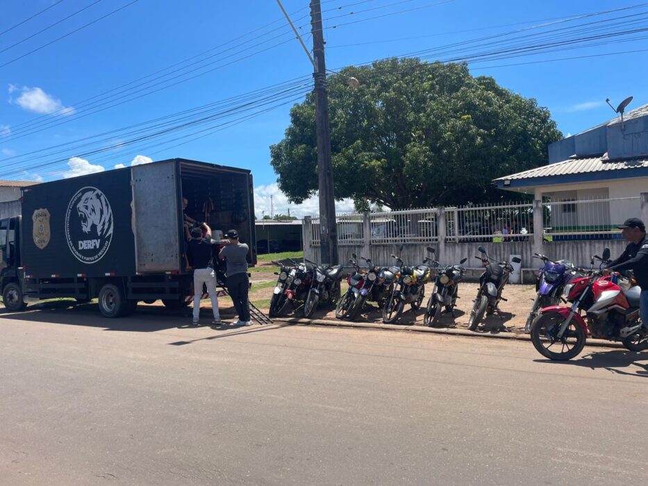 Ação policial apreende 15 motocicletas roubadas e furtadas em Itacoatiara