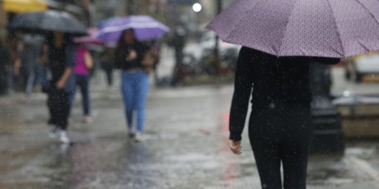 Prefeitura registra três ocorrências em razão da chuva