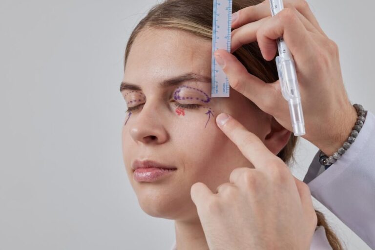Blefaroplastia exige avaliação pré-cirúrgica individualizada
