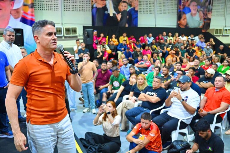 David Almeida reúne mais de 600 líderes de Manaus e amplia mobilização política para 2026