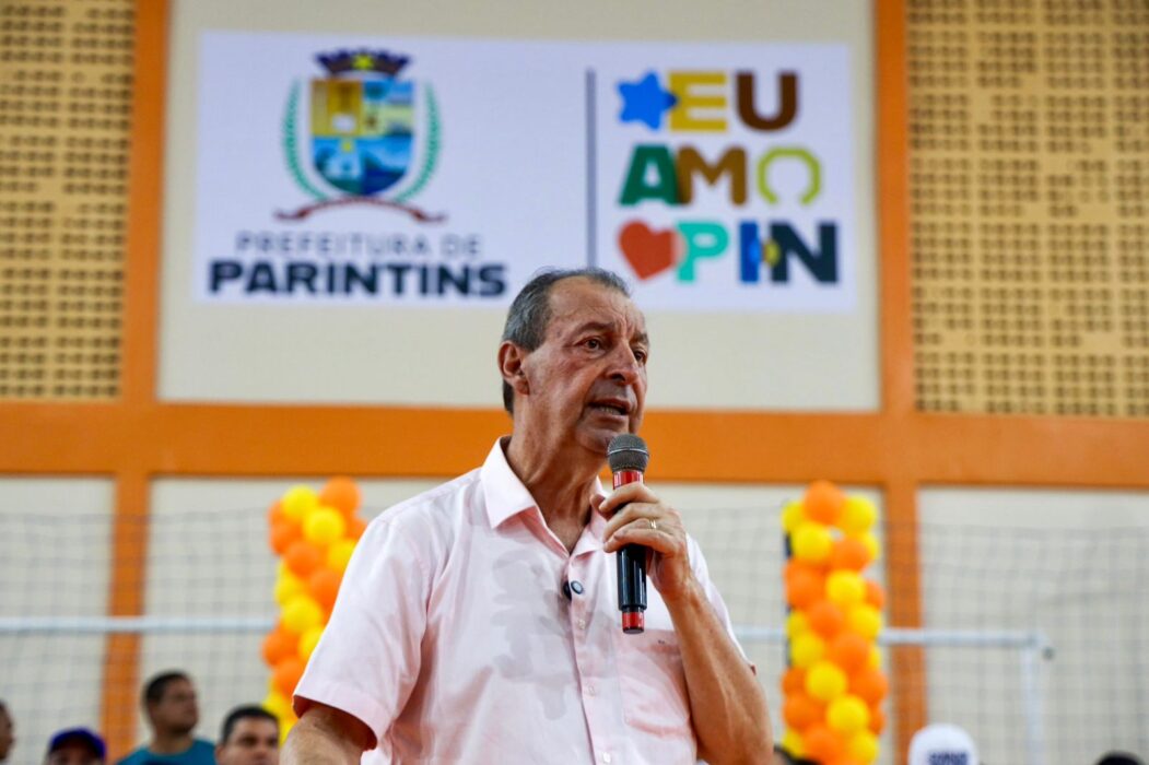 Omar Aziz destaca educação, segurança e obras em agenda em Parintins
