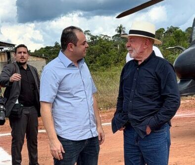 Governador Roberto Cidade recepciona presidente Lula em visita ao Amazonas