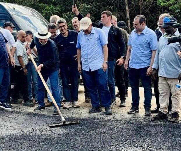 Ao lado do presidente Lula, governador Roberto Cidade defende pavimentação da BR-319 para integração e desenvolvimento da região Norte