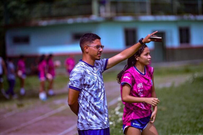 Técnico Carlos Daniel projeta estreia do São Raimundo no Brasileiro: “Oportunidade chegou”