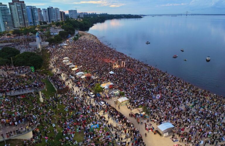 Cerca de 70 mil pessoas participam do “Amanhecer Manaus”, segundo Guarda Municipal