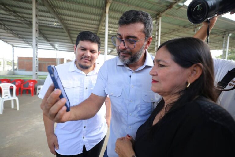 Em Itapiranga, Wilson Lima reencontra família beneficiada por programa de transplantes da rede estadual
