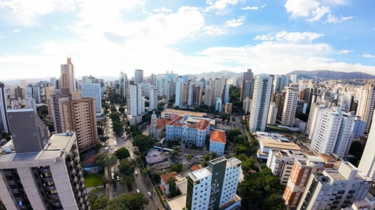 Colégio Sagrado Coração de Jesus comemora 115 anos