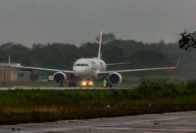 Socorro a empresas aéreas é estratégico para o turismo