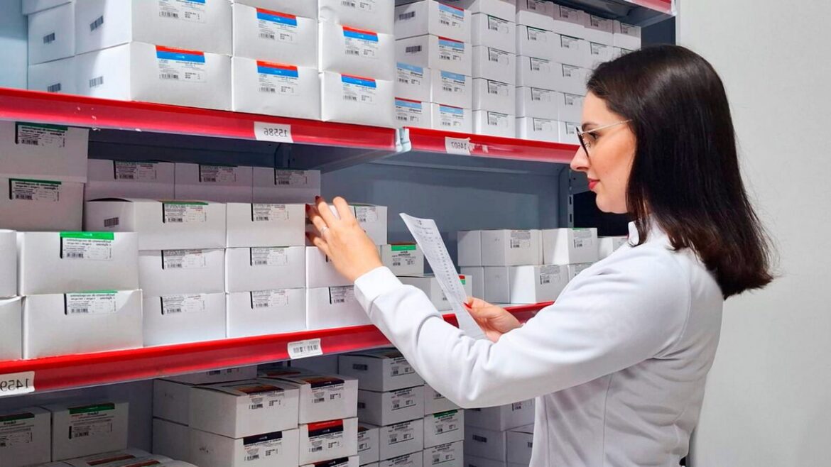 Distribuição de medicamentos avança com foco em conformidade