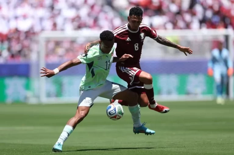 Suíça desperdiça chances e Catar arranca empate no fim pelo Grupo B
