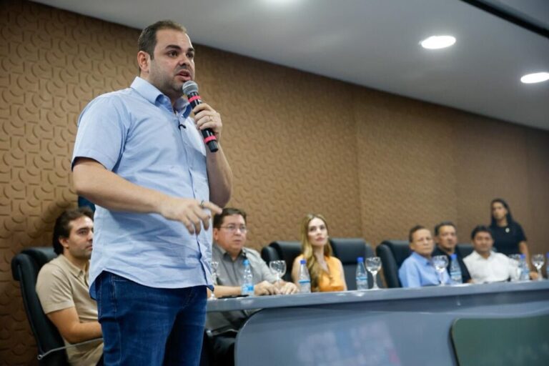 Governador Roberto Cidade anuncia abertura de mais de 10 mil vagas para cursos gratuitos no interior do Amazonas