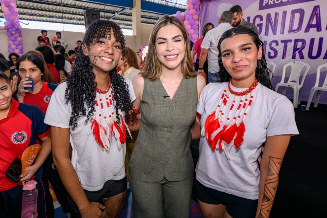 Primeira-dama Thaisa Cidade reforça ações de proteção infantojuvenil nas escolas em evento na zona sul de Manaus