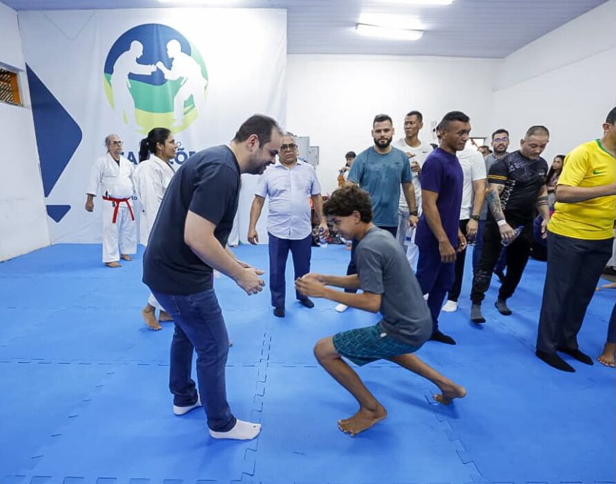 Governador Roberto Cidade anuncia ampliação do Vila Aberta para Todos também às quartas-feiras