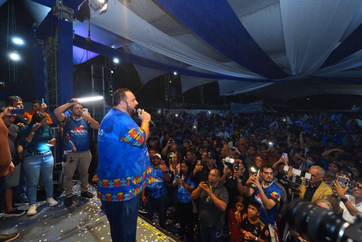 Com público em torno de 12 mil pessoas, Marcelo Palhano oficializa pré-candidatura a deputado estadual