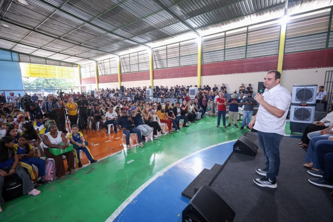 Governador Roberto Cidade confirma abono do Fundeb para servidores da educação em 2026