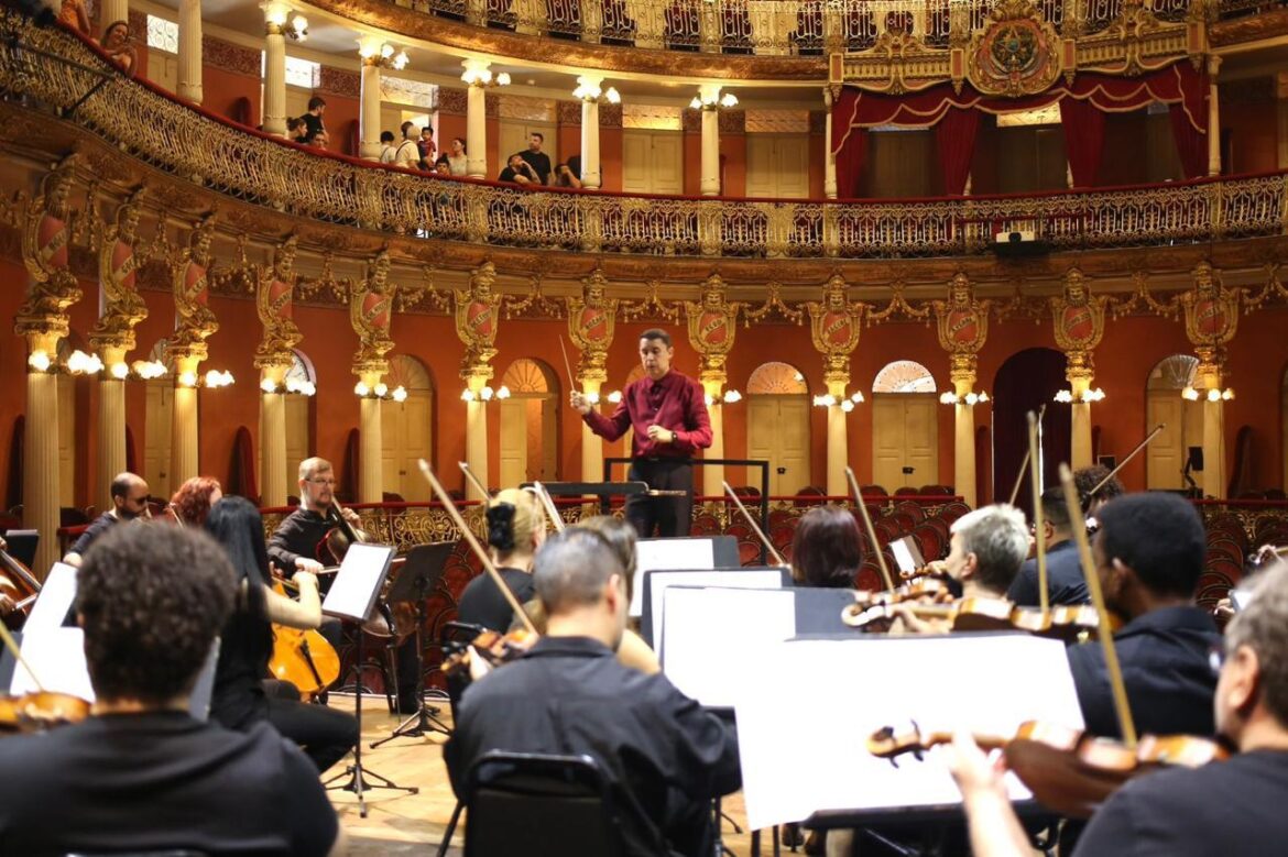 Amazonas Filarmônica recebe nesta quinta-feira(22) o pianista vencedor do Concurso Rainha Elisabeth da Bélgica no Teatro Amazonas